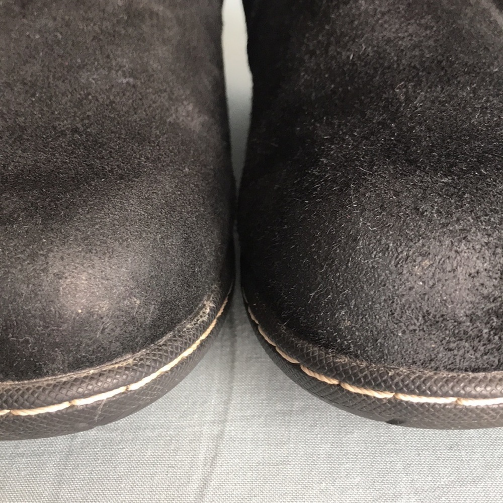 White Mountain black suede faux gray sherpa lined pull on boots size 6.5 - Picture 4 of 11